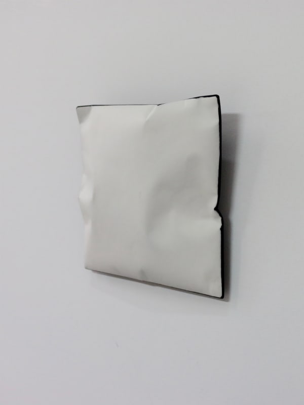JOHAN DE WIT - UNTITLED - 2019 - PAPER, RESINS, ACRYLIC - 25 X 23 X 6 CM