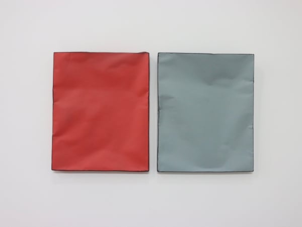 JOHAN DE WIT - UNTITLED - 2019 - PAPER, RESINS, ACRYLIC - 40 X 68 X 4,5 CM