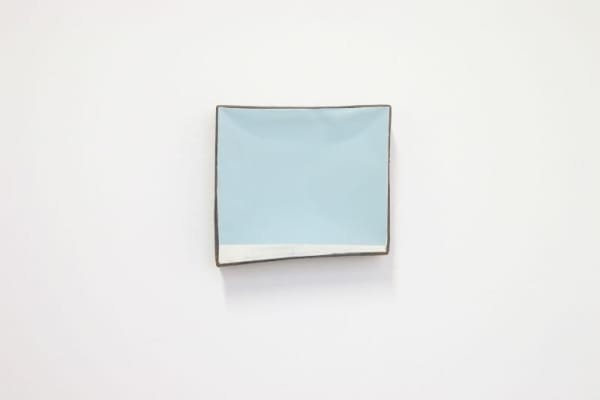 JOHAN DE WIT - UNTITLED - 2019 - PAPER, RESINS, ACRYLIC - 15 X 14 X 4 CM