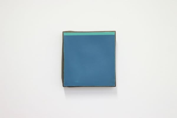 JOHAN DE WIT - UNTITLED - 2019 - PAPER, RESINS, ACRYLIC - 16,5 X 16 X 3,5 CM