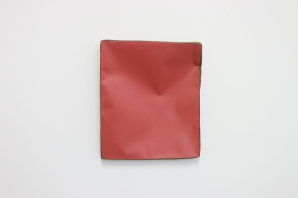 JOHAN DE WIT - UNTITLED - 2019 - PAPER, RESINS, ACRYLIC - 31 X 26 X 6 CM