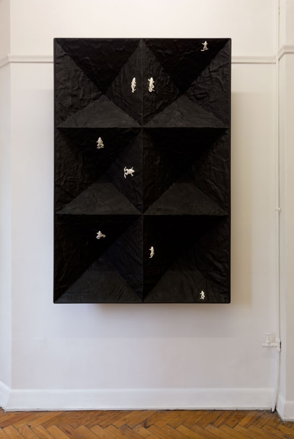 Fiona Abicare, Americano, 2016 Installation view Photo: Christian Capurro
