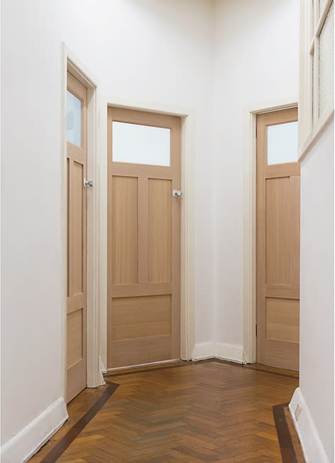 Spiros Panigirakis, Close, 2016 Installation view