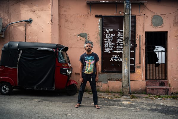 ARTIST PROFILE | MUVINDU BINOY