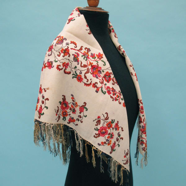 Early 19th century small woven paisley shawl.