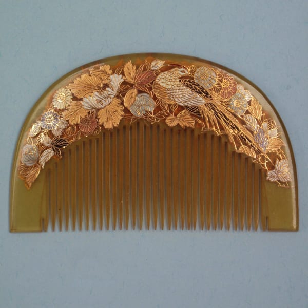 Vintage Japanese hair comb.