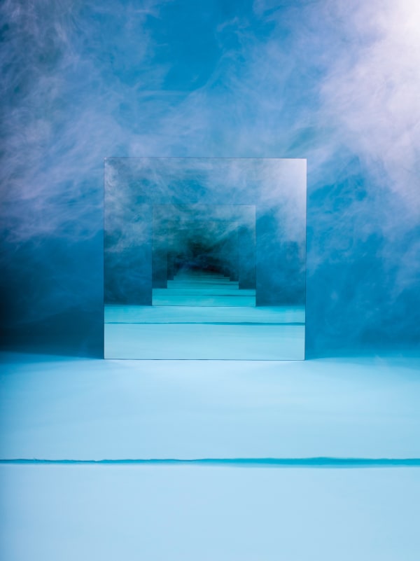 Sarah Meyohas, Blue Speculation, 2015