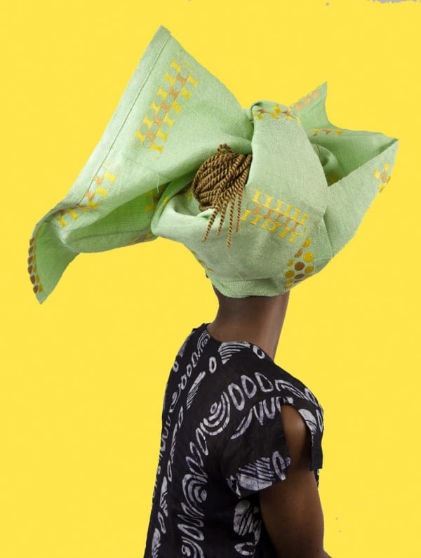 Medina Dugger, Yellow Dot Gele de la série CHROMA: une ode à J.D. ‘Okhai Ojeikere' , 2017