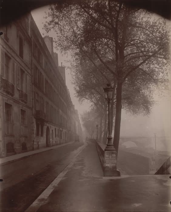 Photograph of the Quai d'Anjou in 1926 by Eugène Atget (1857-1927). Armand Guillaumin had his studio at 13 Quai d'Anjou,...