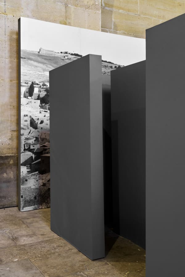 Ofscreen Paris Hazem Harbreen Tabari Web 1845