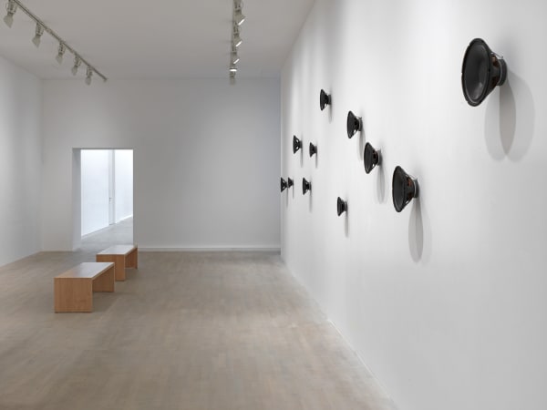 wall mounted speakers