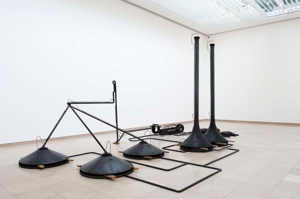 image of Mark Manders pipe and chimney sculpture
