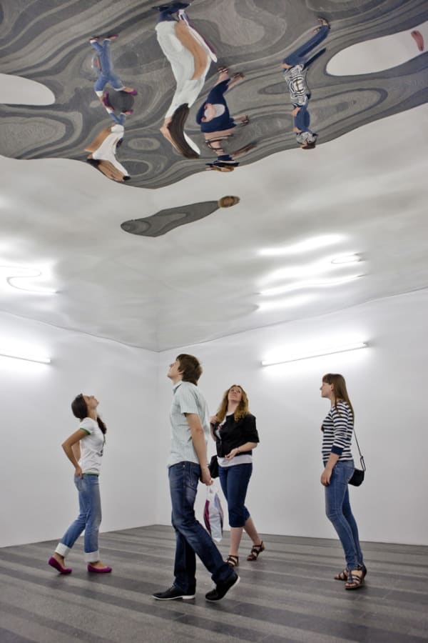 image of wavy mirrored ceiling