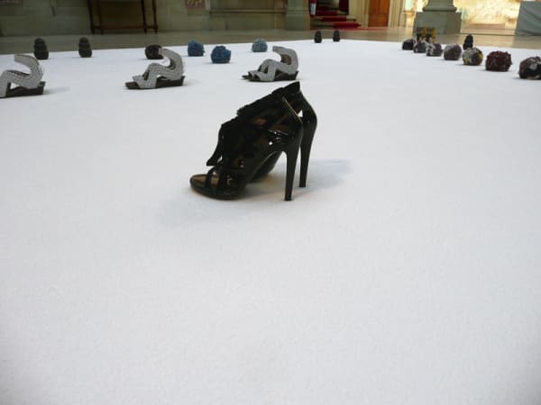 image of Steinbach floor installation with objects