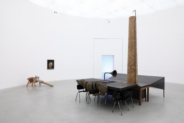 intsall image of Mark Manders and Michael Borremans two person exhibition