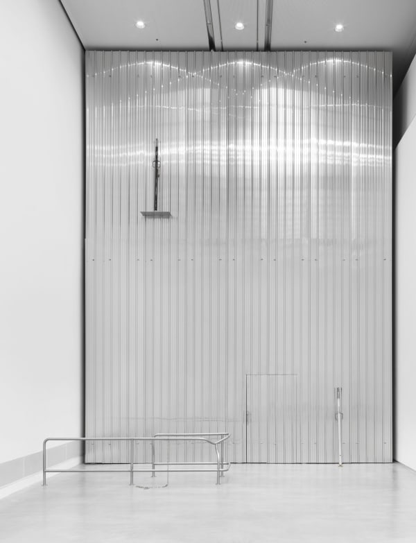 Exhibition view, 3612,54 m³ vs 0,05 m³