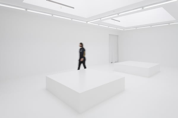 Jonsi "White out" exhibition installation view