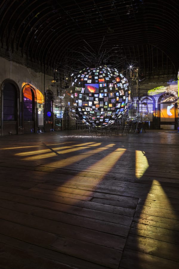 Image of Sarah Sze: Metronome.