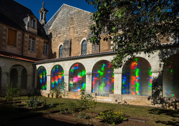 Installation view of Kimsooja: Traversées\Kimsooja.
