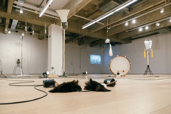 Installation view of “Parade (a Drip, a Drop, the End of the Tale)” Japan House São Paulo, São Paulo, 2021.