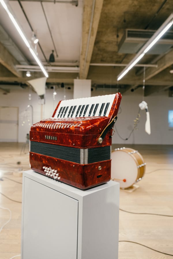 Installation view of “Parade (a Drip, a Drop, the End of the Tale)” Japan House São Paulo, São Paulo, 2021.