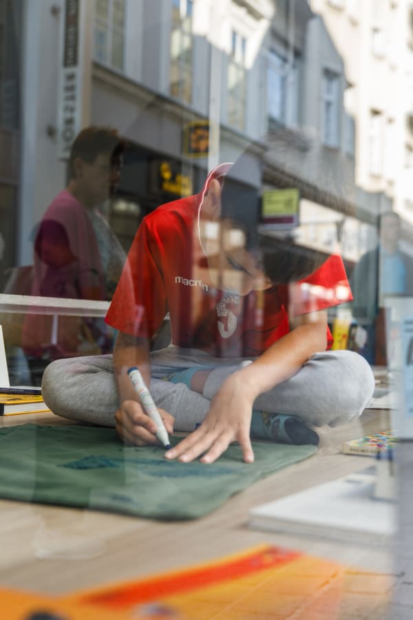 installation image of Rivane Neuenschwander: dream.lab.
