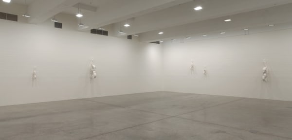 Cinto installation - piece of silence