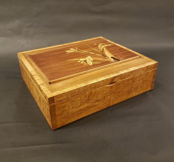 Silas Kopf 31. Wooden box with a marquetry top birdseye maple 4 1/2 x 15 x 13 in