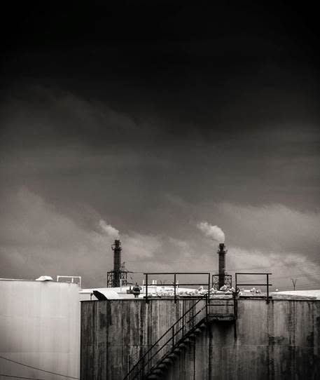 Tim Lachina, Two Stacks/Two Tanks, 2014