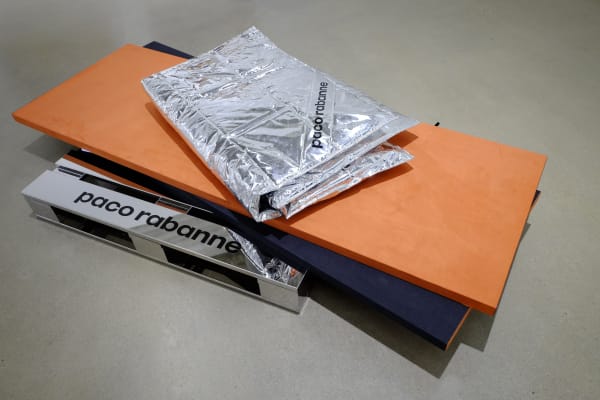 The Lives And Loves Of Images Between Art And Commerce 016