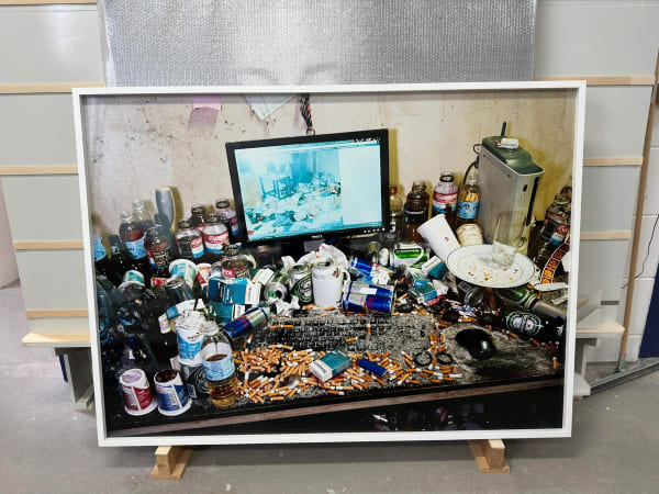 'Dirty Desks' 2024 Thomas Kuijpers