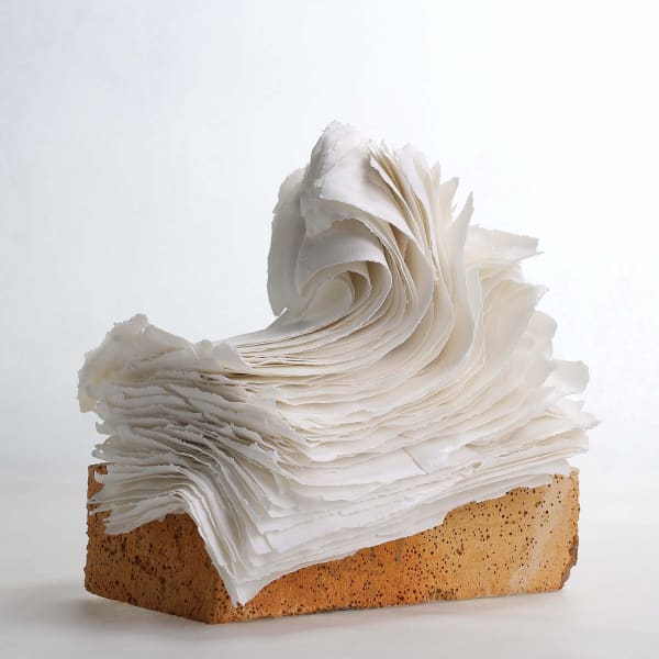 Paper Small No.23_2020_Su Xianzhong_H24xW26xL21cm_Dehua porcelain, Brick 10 ©Ting-Ying