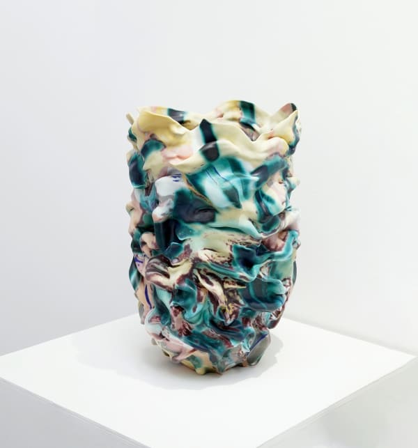 Turbulent Vessel No.2_2019_Babs Haenen_H41x⌀27cm_Porcelain with bluish-white glaze ©Luuk Kramer
