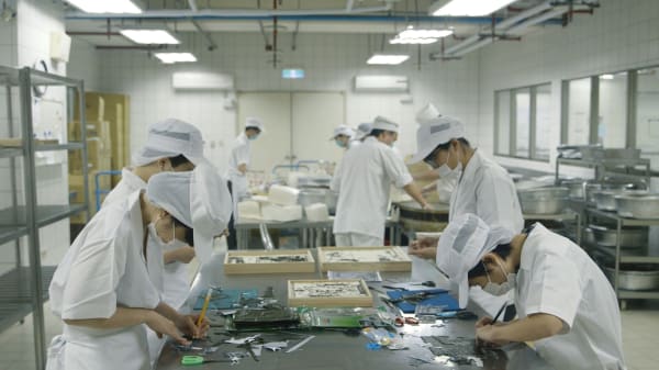 侯怡亭, White Uniform, 2017