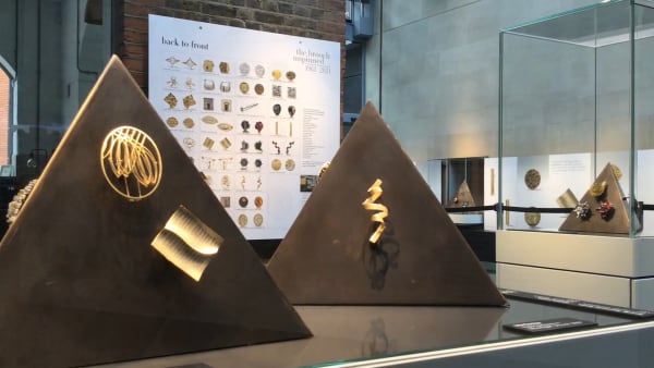 Brooch Unpinned Installationview2