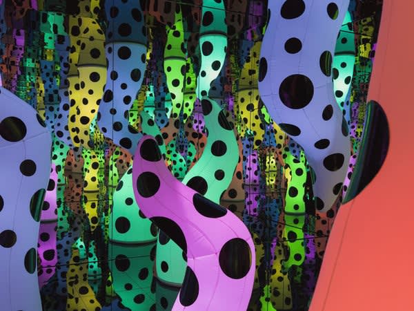 Yayoi Kusama’s LOVE IS CALLING goes on view as part of Tampa Museum of Art’s Season of Love