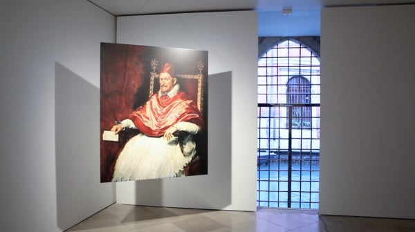Mark Wallinger: Italian Lessons, a short film of I Am Innocent, 2010, installed at Victoria Miro Venice