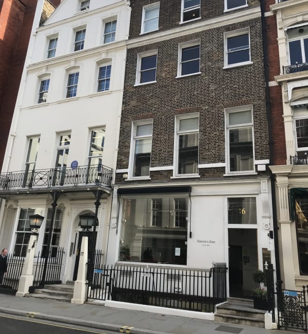 Waterhouse & Dodd London