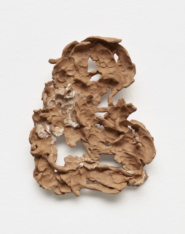 Onda di terra, 2025 Terracotta cm 30,5 x 24 Ph Carlo Favero