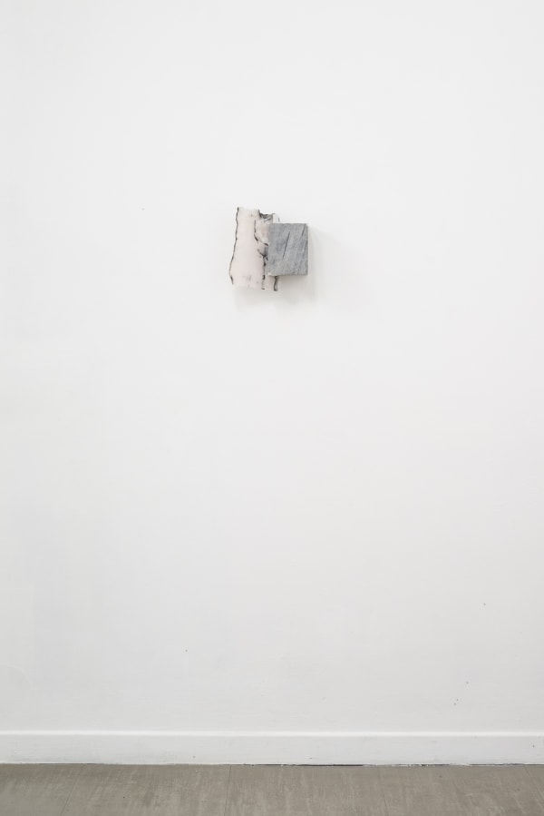 Fabrizio Prevedello Senza Titolo (218),2018 marble, onix cm 20,8 x 20,6 x 13 Ph. Sebastiano Luciano