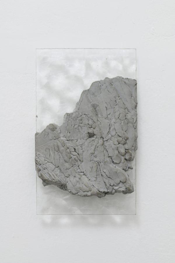 Cava, Tacca Bianca (184 – 1°, 1), 2017/19 reinforced concrete, glass 26,5 x 16,3 x 5 cm