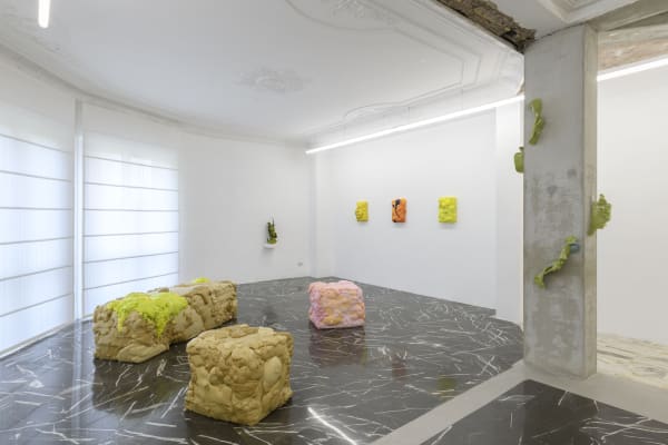 Guglielmo maggini Come il vento nelle case in installation view at z2o project ph. Giorgio Benni