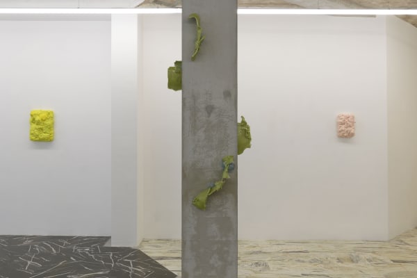 Guglielmo maggini Come il vento nelle case in installation view at z2o project ph. Giorgio Benni