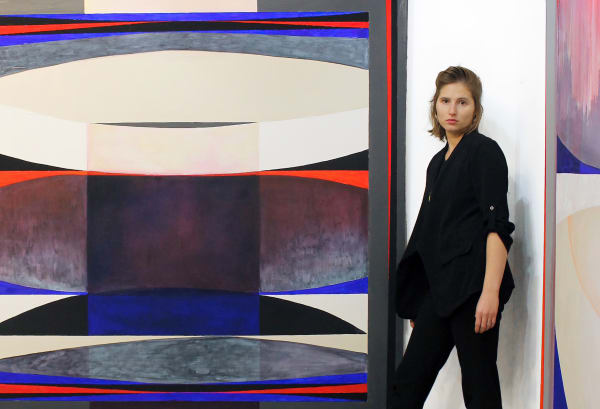 Julia Rooney in Conversation with Jennifer Earthman