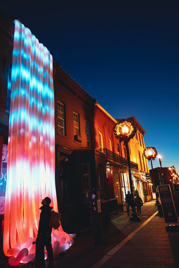 VIGAS_Leandro Mendes, Light Falls