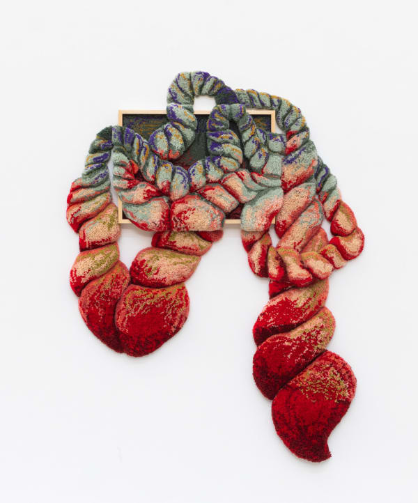Jessica Costa Sobejos XVI: torções, 2025 Tapeçaria em tufagem manual com fios de lã natural e moldura em madeira 160 x 120 cm