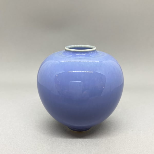Yuta Segawa miniature rounded pot with narrowed base in cornflower blue