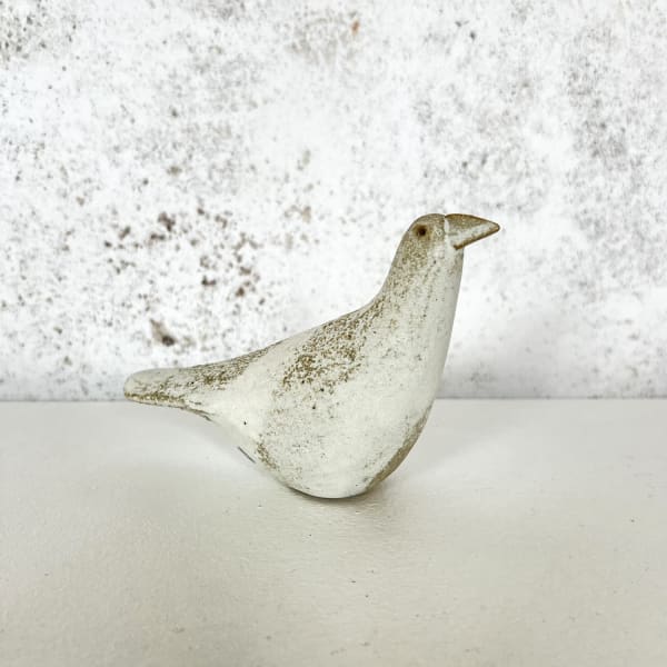 Jane Muir ceramic snow bird with tilted head, stoneware and mottled white glaze