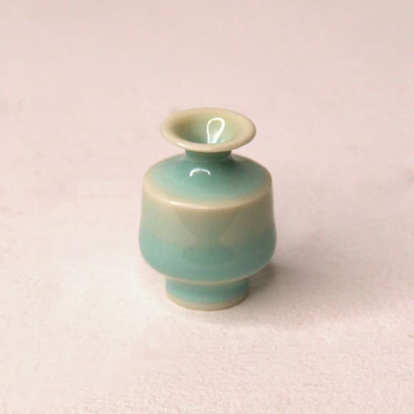 Yuta Segawa miniature vase small sky blue glaze