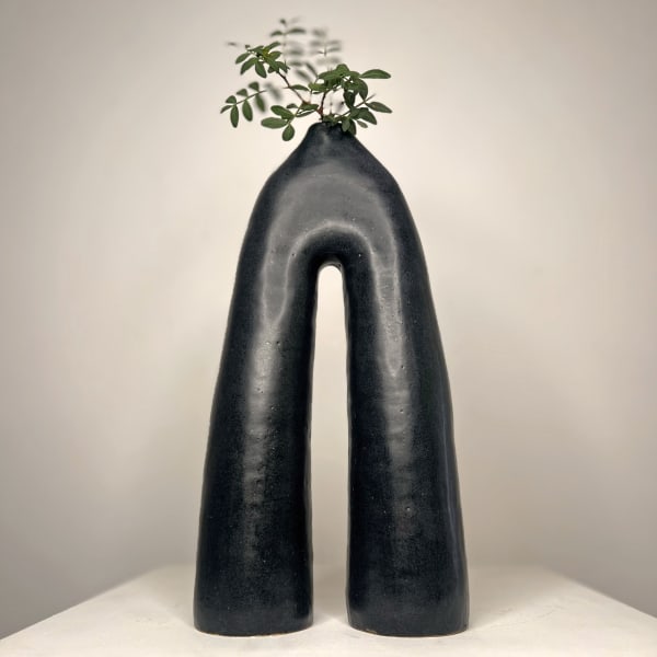 Jode Pankhurst black wishbone large sculpture